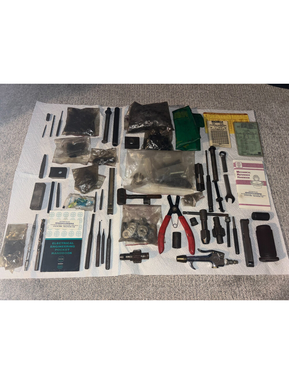 Large lot of various / miscellaneous TOOLS / MACHINIST ITEMS / SCREWS etc etc